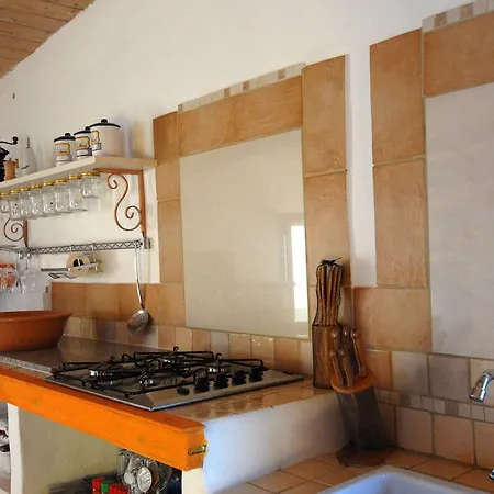 Casa Vacanze Nora Broncasa Landhuis